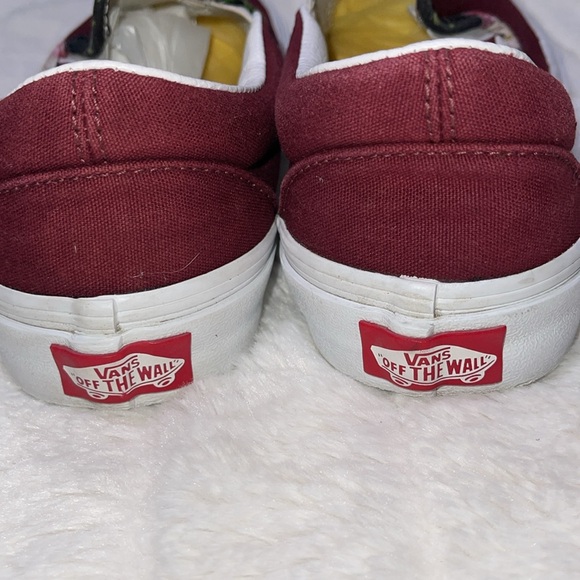 Slip On Vans - Picture 7 of 10